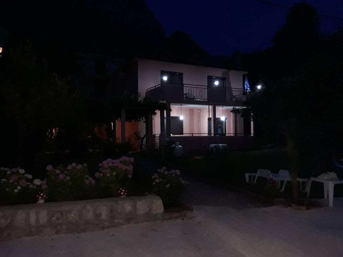 Apartments Vido Котор Экстерьер фото